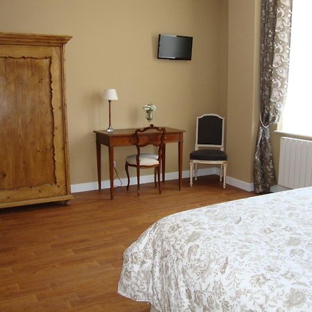 La Cour Des Carmes Arras Room photo