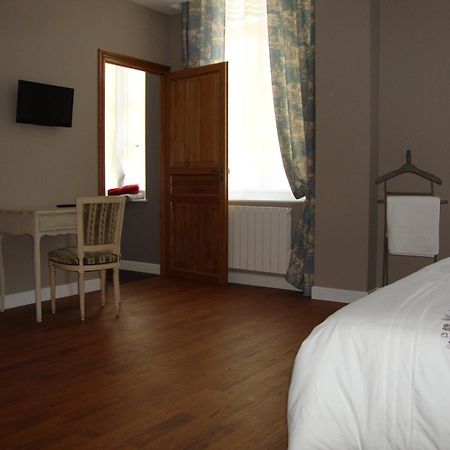 La Cour Des Carmes Arras Room photo