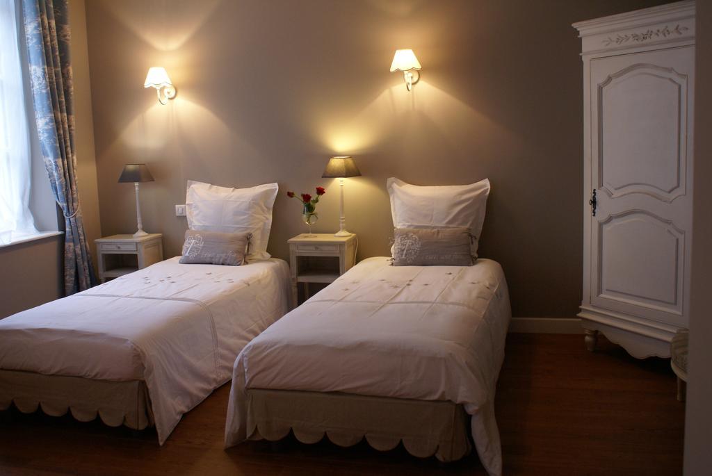La Cour Des Carmes Arras Room photo